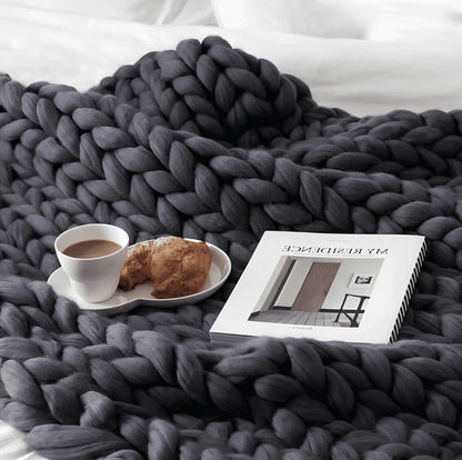 FORTIVUS™  - COZY KNIT BLANKET